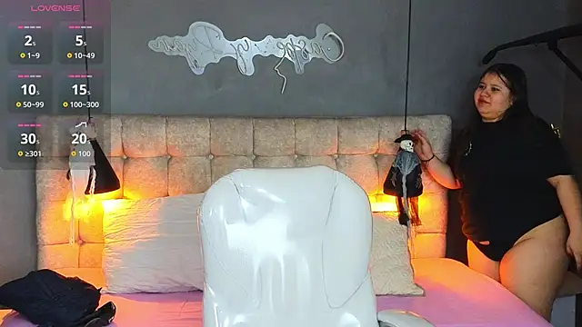 Laia and Aloby online show from 16, 10, 2025