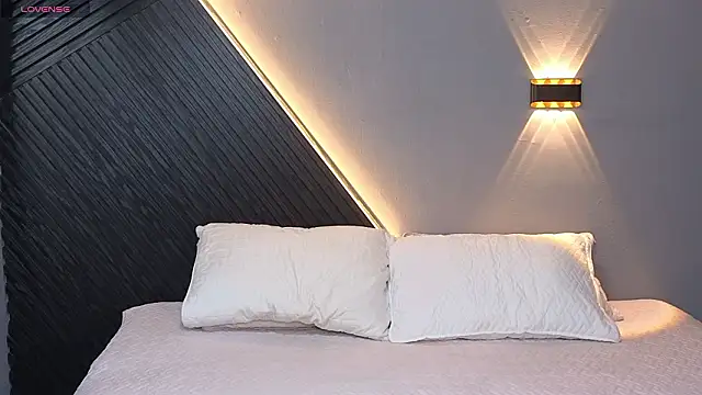 Laia and Aloby online show from 23, 2, 2026