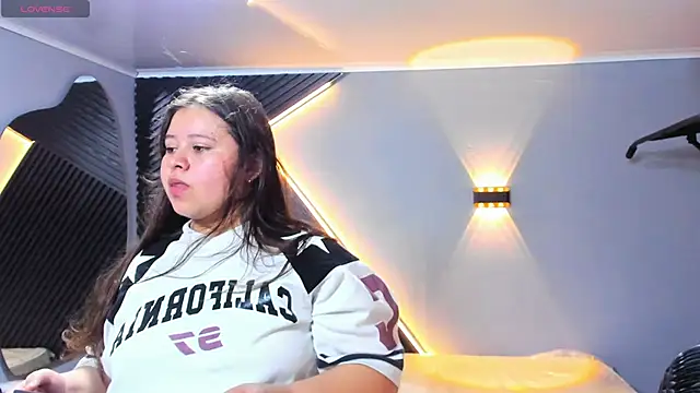 Laia and Aloby online show from 13, 3, 2026