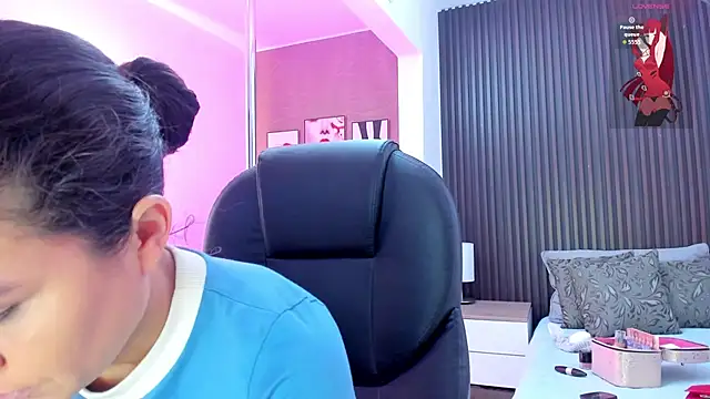 natasha  jackson online show from 8, 11, 2025