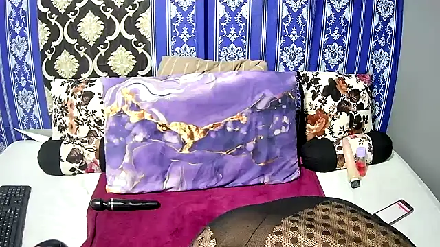 Snapshot of JennyFawX_ chatting on 23, 9, 2025 JennyFawX online show from 23, 9, 2025