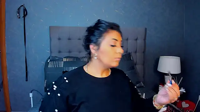 Snapshot of AmyCubes chatting on 13, 11, 2025 AmyCubes online show from 13, 11, 2025