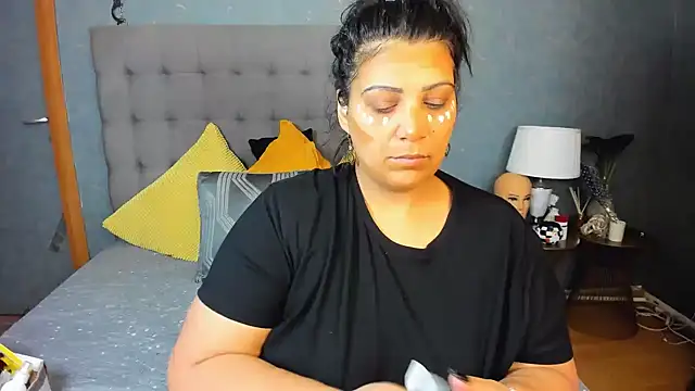 AmyCubes online show from 6, 3, 2026