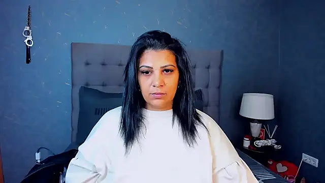 Snapshot of AmyCubes chatting on 5, 11, 2025 AmyCubes online show from 5, 11, 2025