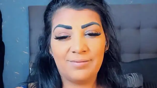 Snapshot of AmyCubes chatting on 12, 10, 2025 AmyCubes online show from 12, 10, 2025