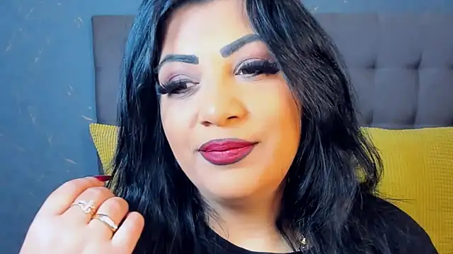 Snapshot of AmyCubes chatting on 18, 11, 2025 AmyCubes online show from 18, 11, 2025