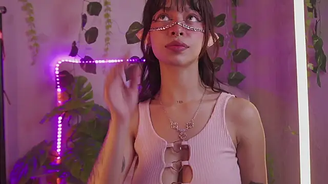 Kitty arts online show from 5, 12, 2024