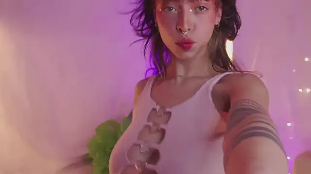 Kitty arts online show from 25, 1, 2025