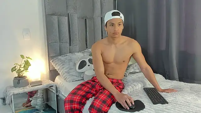 All3ssandr0 online show from 11, 2, 2026