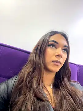 Nikol Rang   online show from 2, 10, 2025