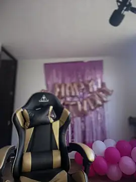 Nikol Rang   online show from 24, 4, 2026