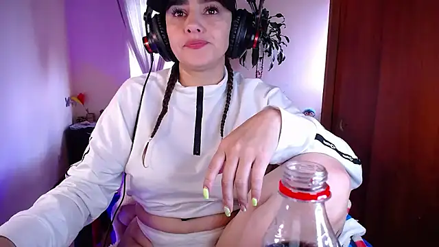 Snapshot of Lu_perez chatting on 26, 9, 2025 Lu perez online show from 26, 9, 2025