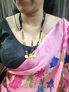 Snapshot of bhuvana555 chatting on 10, 7, 2026 bhuvana555 online show from 10, 7, 2026