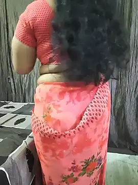 Snapshot of bhuvana555 chatting on 13, 6, 2026 bhuvana555 online show from 13, 6, 2026