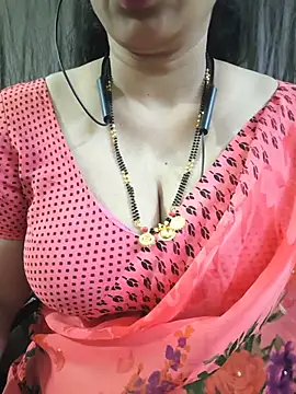 Snapshot of bhuvana555 chatting on 30, 6, 2026 bhuvana555 online show from 30, 6, 2026