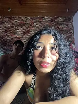 G Poseidon y Cloe online show from 2, 12, 2024