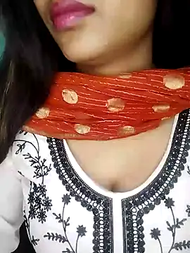 Sreya213 online show from 18, 1, 2025