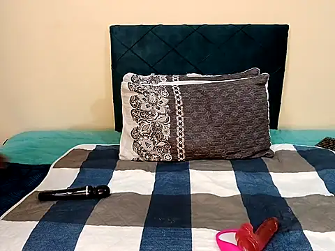 chloechrome online show from 21, 3, 2025