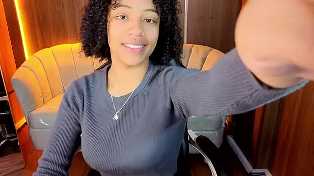 Violeth b online show from 6, 1, 2026