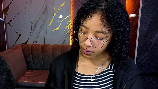 Violeth b online show from 27, 10, 2025