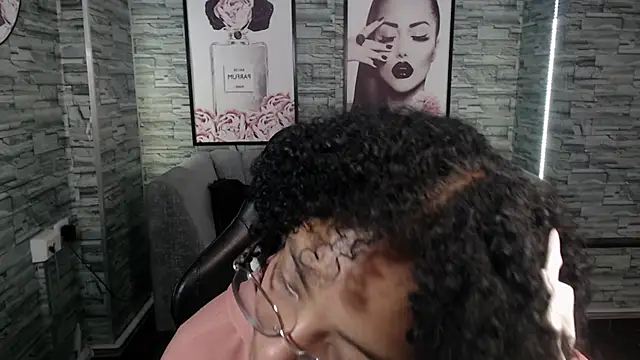 Violeth b online show from 10, 9, 2025