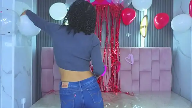 Violeth b online show from 2, 3, 2026