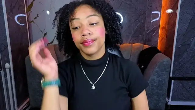 Violeth b online show from 5, 11, 2025