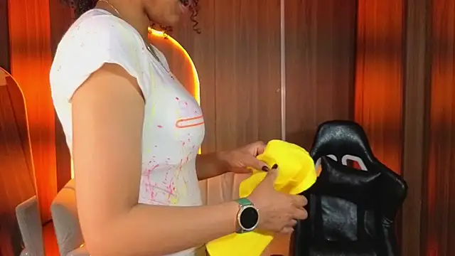 Violeth b online show from 2, 2, 2026