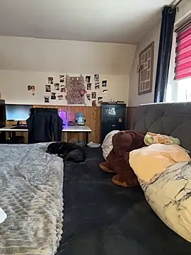 elina may online show from 12, 11, 2025