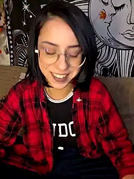 LisandreLaVenale online show from 5, 10, 2025