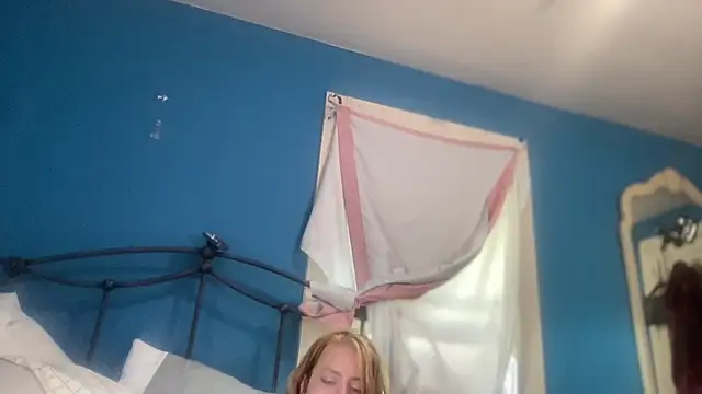 SkarlettRose96 online show from 26, 9, 2025