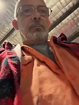 Snapshot of ausbod chatting on 28, 3, 2026 ausbod online show from 28, 3, 2026