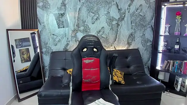 Carlota milf 30 online show from 22, 4, 2026