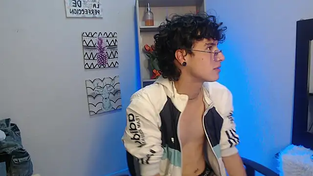 Jeam hot online show from 12, 1, 2025