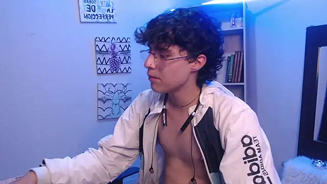 Jeam hot online show from 3, 2, 2025