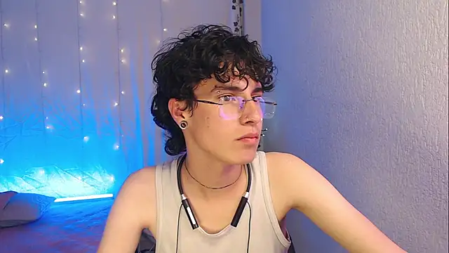 Jeam hot online show from 1, 2, 2025