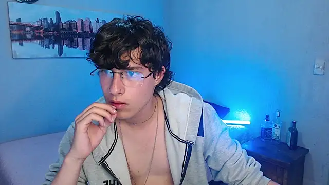 Jeam hot online show from 28, 2, 2025