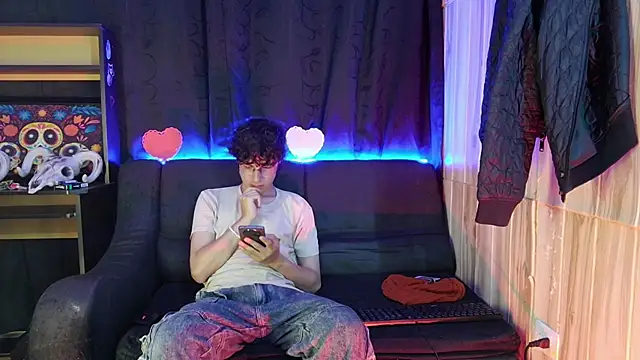 Jeam hot online show from 15, 2, 2025