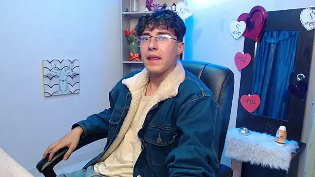 Jeam hot online show from 17, 3, 2025