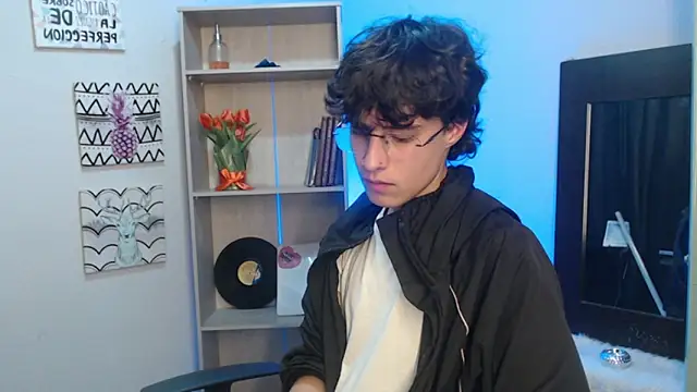 Jeam hot online show from 21, 1, 2025