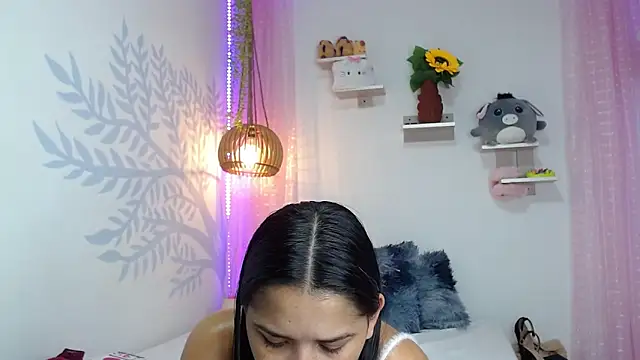 Alison Wiley online show from 9, 10, 2025