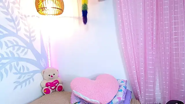 Alison Wiley online show from 14, 4, 2026