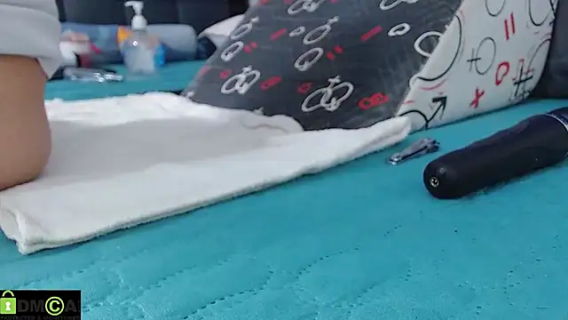 mikellwilliams10 online show from 4, 12, 2025