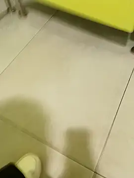 El baby12 online show from 19, 9, 2025