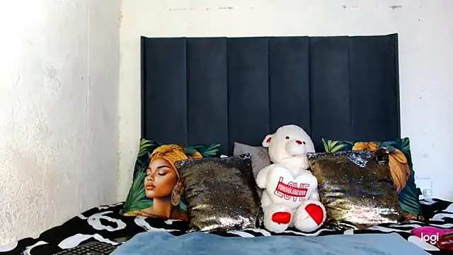 quenliyasa online show from 14, 4, 2026