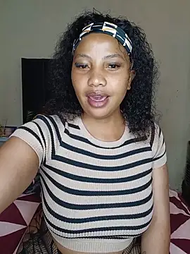 quenliyasa online show from 4, 6, 2026