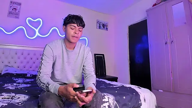 dafnezahiraa  online show from 9, 1, 2026