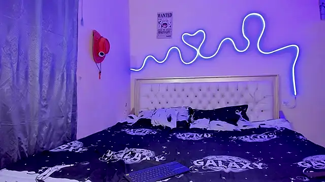 dafnezahiraa  online show from 20, 9, 2025