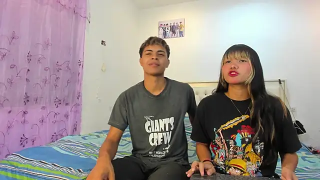 dafnezahiraa  online show from 17, 3, 2025