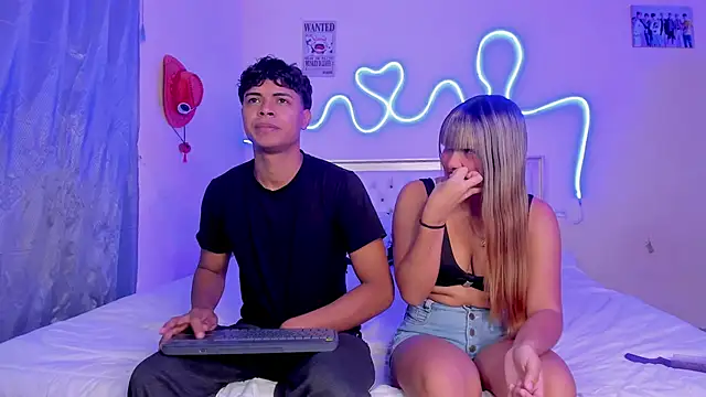 dafnezahiraa  online show from 2, 11, 2025